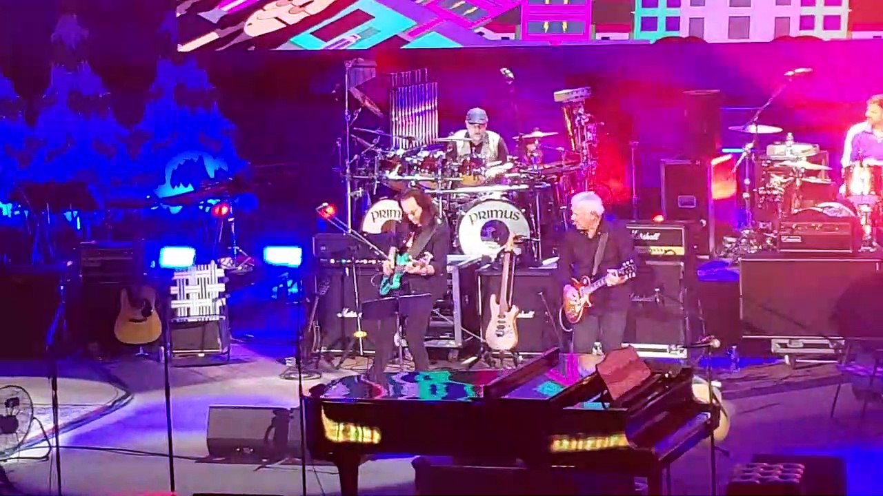 Rush & Primus with Matt Stone - "Closer to the Heart" at South Park: The 25th Anniversary Concert