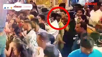 दगडूशेठच्या दर्शनरांगेत चोरी, पाहा काय घडलं