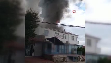 Sancaktepe'de çatı yangını: Baz istasyonu zarar gördü