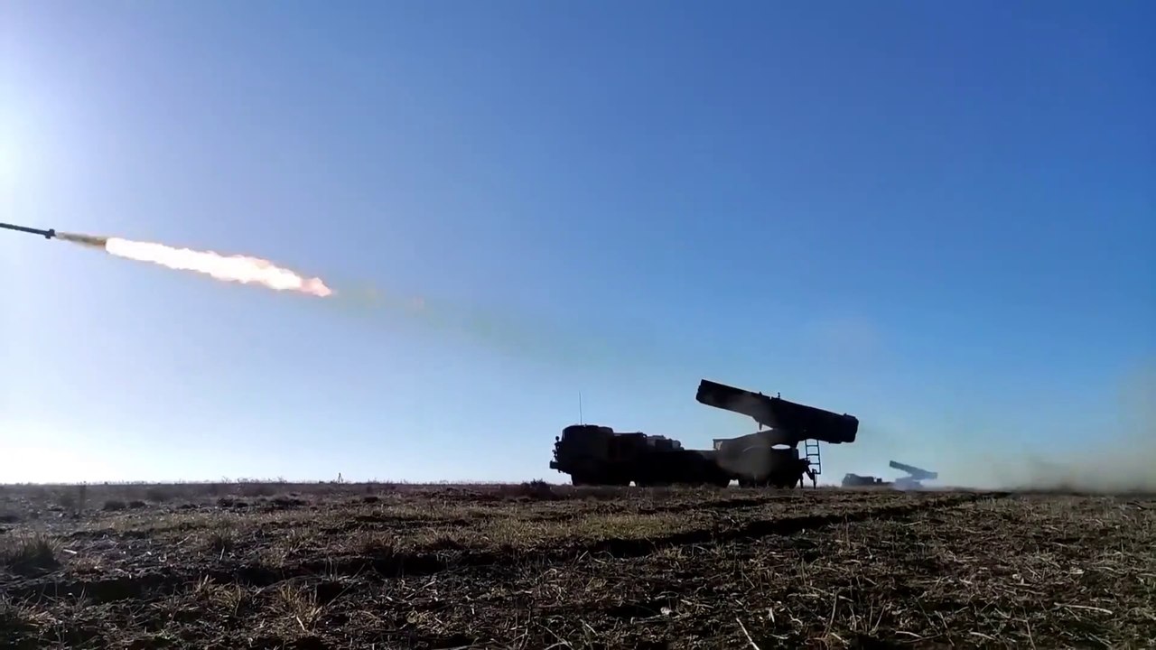 MLRS URAGAN DESTOY ENEMY