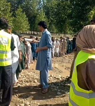 Pakistan'da sel felaketinin yaralarını Türkiye Mezunlar Derneği sarıyor