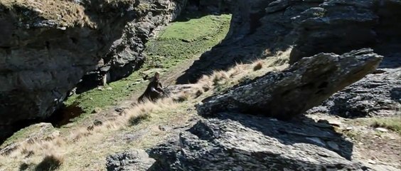 Le Seigneur des anneaux : Les Deux Tours Bande-annonce (RU)