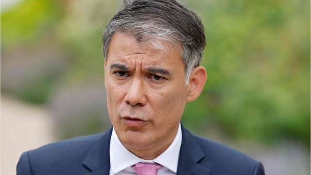 GALA VIDEO - “J’étais plus souvent au bar qu’en cours” : Olivier Faure cash sur ses années d’études