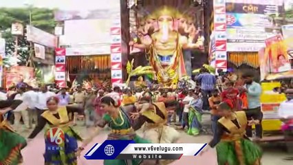 Cultural Programs At Khairatabad Ganesh Idol  | V6 News (1)
