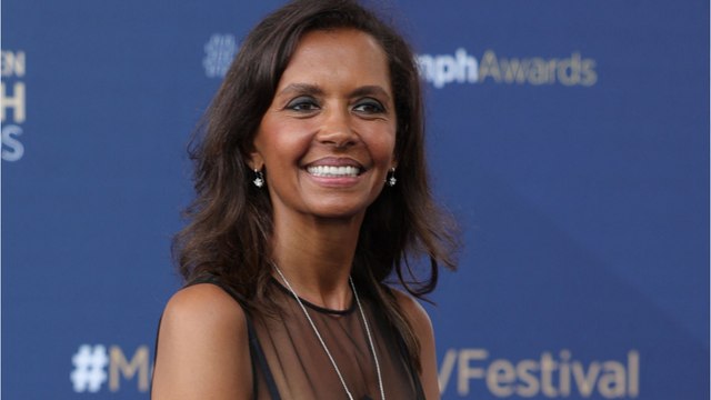 GALA VIDÉO - Karine Le Marchand évoque son célibat sans tabou : “C’est plus compliqué”