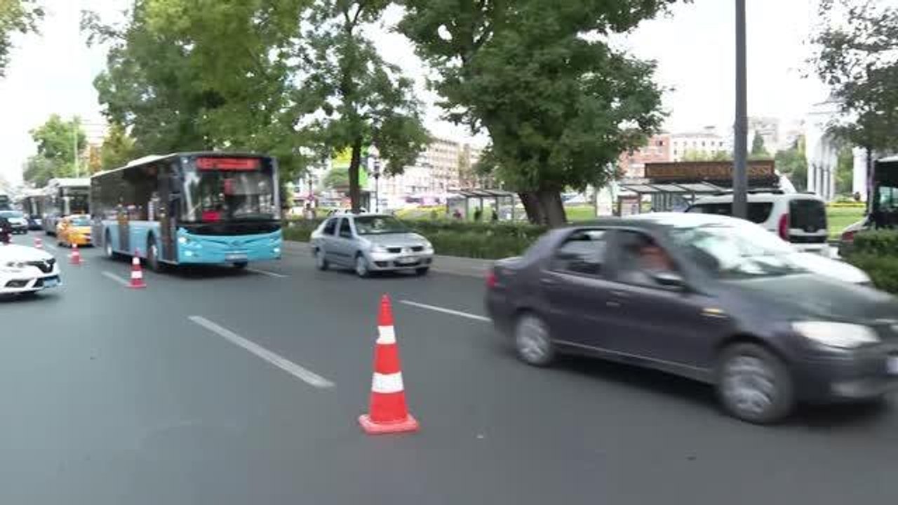Başkentte "çakarlı araç" denetimi yapıldı