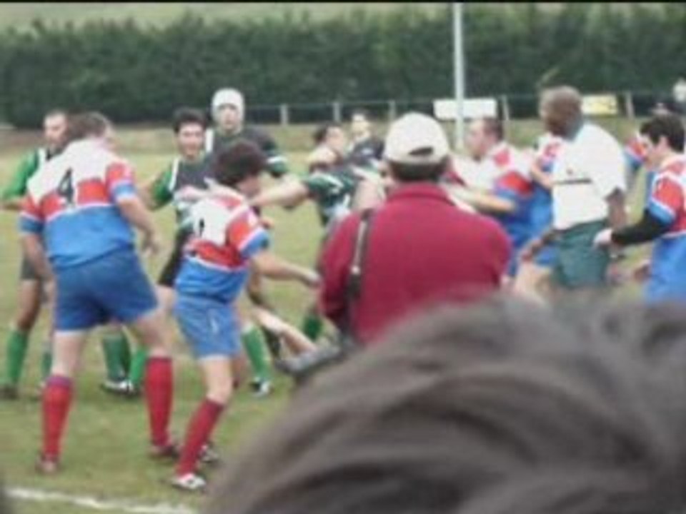 Bagarre rugby amateur sauveterre st jean de marsacq Vidéo Dailymotion