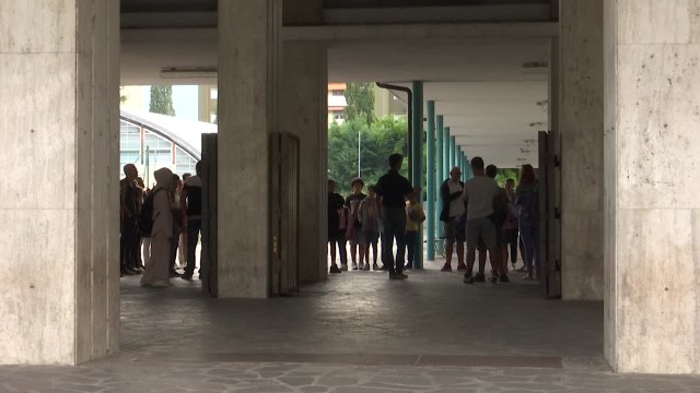 In Alto Adige la prima campanella senza mascherina in Italia