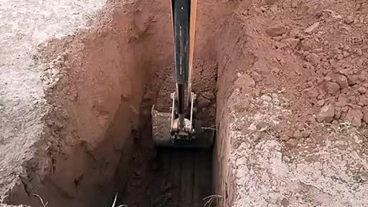 jCB Daraiv