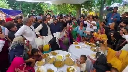 pti imran khan visit flood hit area sukkur