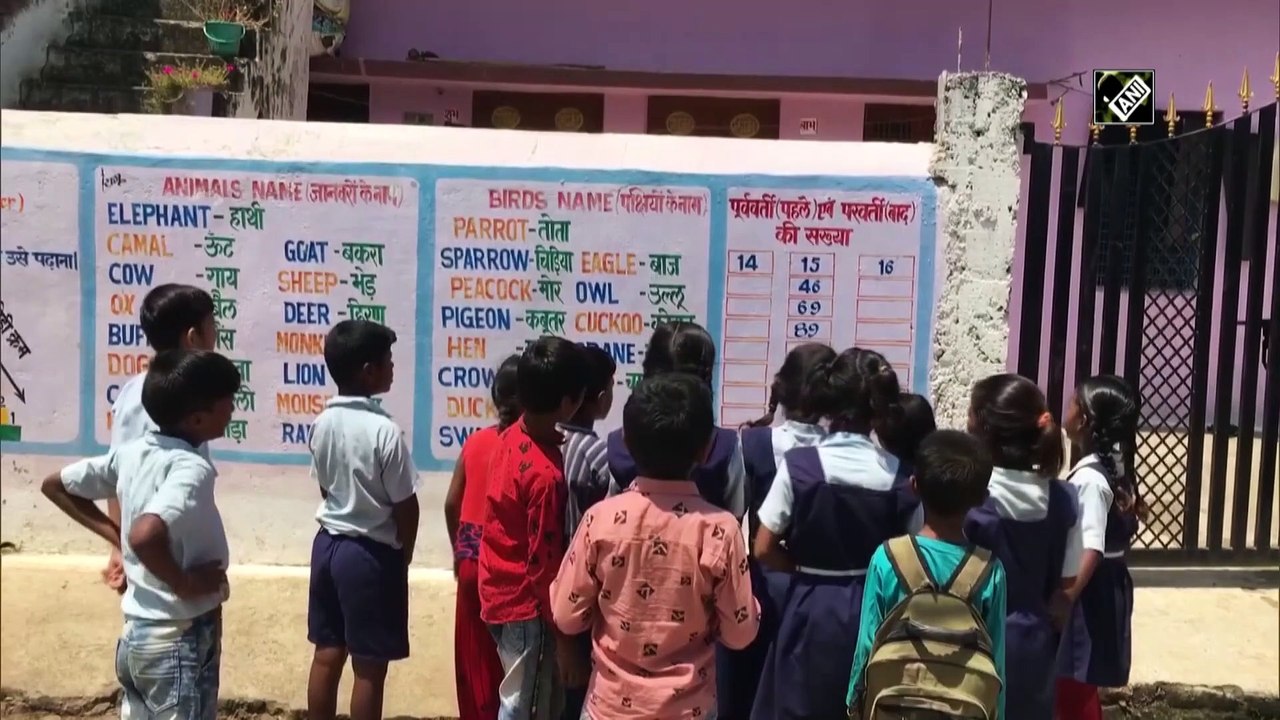 MP: School teacher paints syllabus texts on walls of houses in Jabalpur
