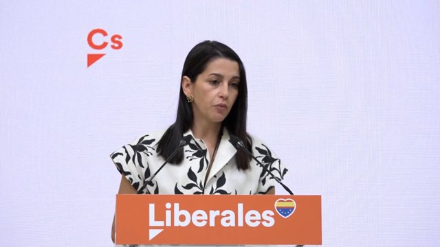 Arrimadas rechaza topar los precios de los alimentos básicos por el pasado comunista de Yolanda Díaz