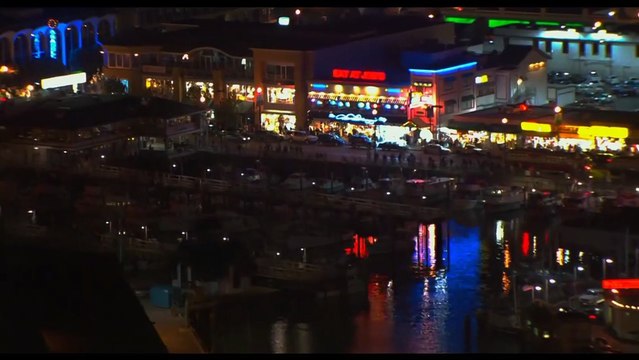 Cops : Les forces du désordre Bande-annonce (RU)