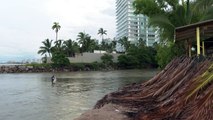 Playa del Holi y barrera de arena un riesgo por río Pitillal | CPS Noticias Puerto Vallarta