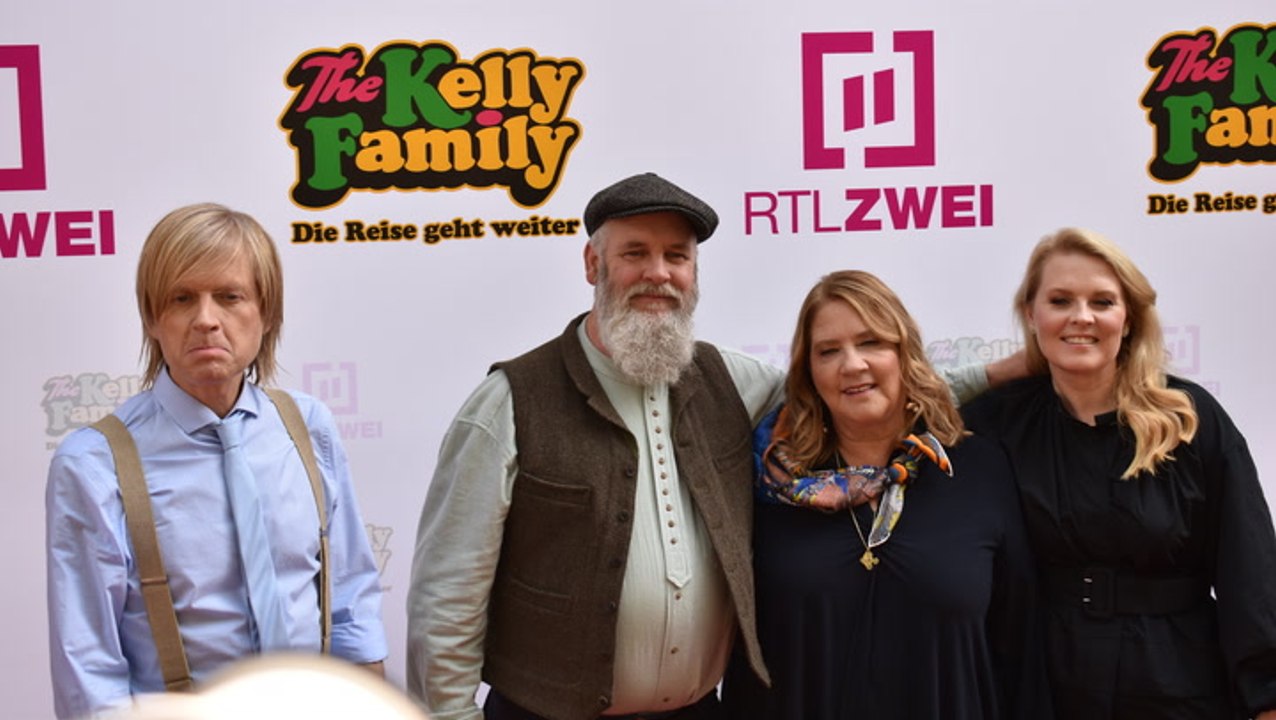„Sehr schwierig“: Kelly-Family über bewegende Momente ihrer neuen Reise ...