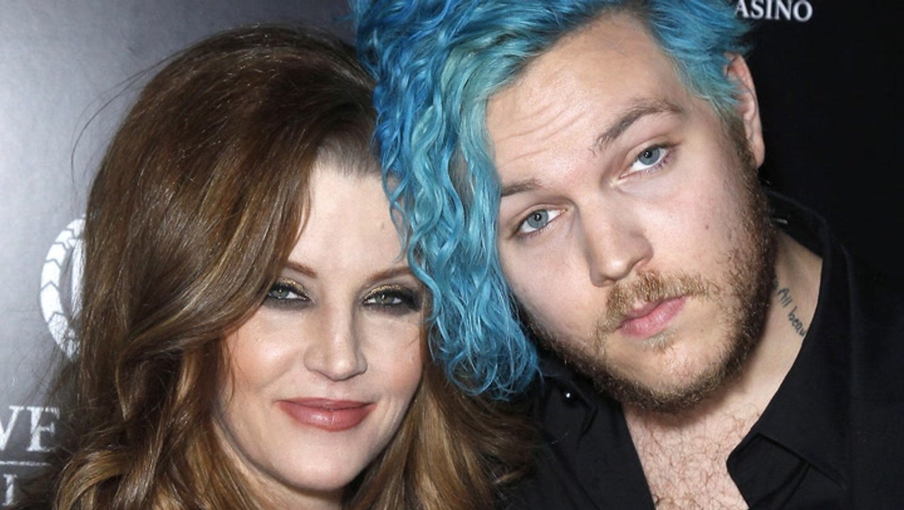 „Gebe mir jeden Tag die Schuld“: Lisa Marie Presley ehrlich über Tod ihres Sohnes