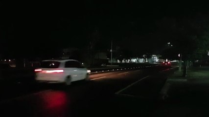 Trecho da Av. Tancredo Neves está sem iluminação