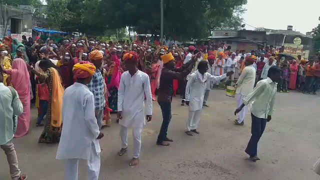 निकाली शोभायात्राएं, गूंजे तेजाजी के जयकारे