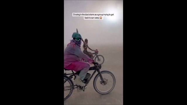 Şeyma Subaşı yeniden barıştığı sevgilisi Mohammed Alsaloussi ile çılgınlar partisinde aşka geldi