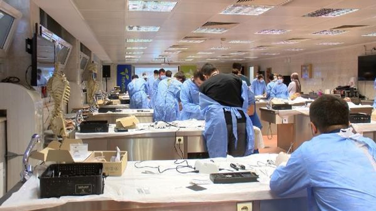 Son dakika haber | Skuter kazalarındaki kafa ve yüz kırıklarının güncel tedavileri için kadavralı eğitim