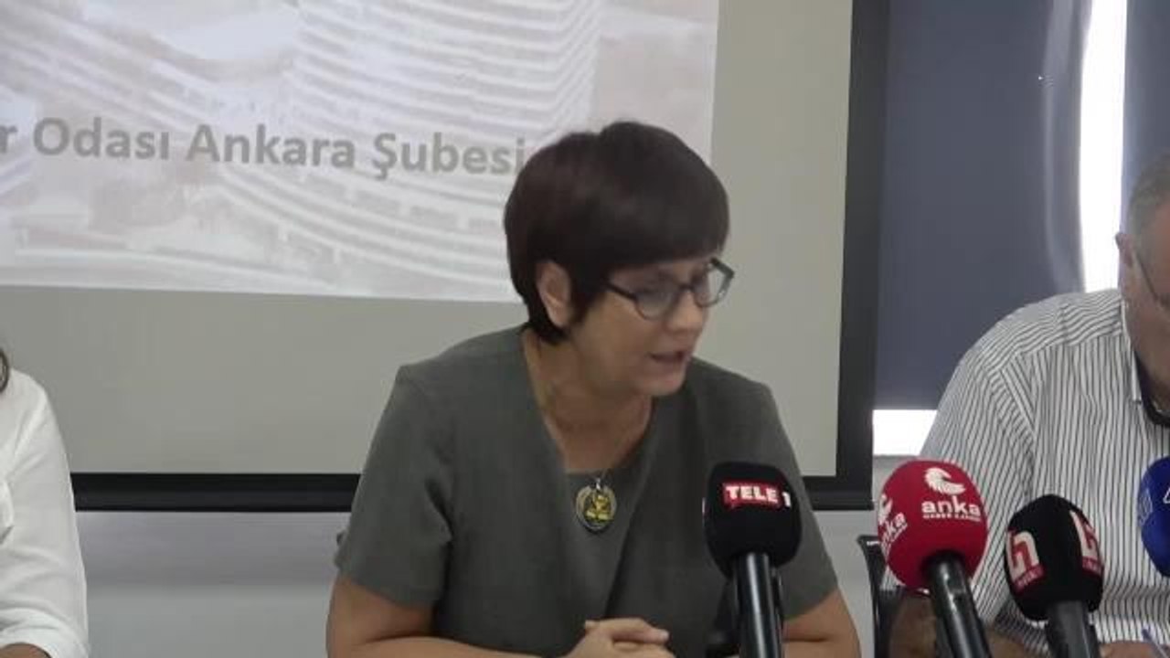 Van gündem haberi | İçişleri Bakanlığı, Tezcan Karakuş Candan'ı Çankaya Belediyesi'ndeki Memuriyet Görevinden Çıkarttı: "O Saray Boşaltılacak, O Togo Yıkılacak ve Bunu...