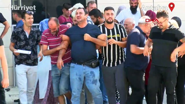 Kazada ölen oğluna acıyla seslendi: Beni neden bırakıp gittin Cavit?