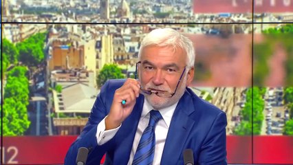 "Christophe Galtier a répondu comme un mousquetaire du roi" : Pascal Praud vole au secours de l'entraîneur du PSG