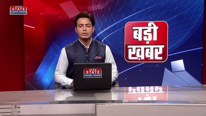 Aligarh Bike Fire: टक्कर हुई तो बीच सड़क धूं-धूं करकेे जलने लगी मोटर साइकिल। Hindi news। UP News