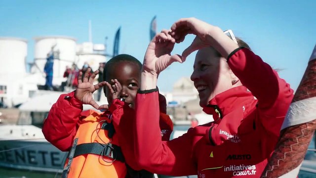 Seule autour du monde Bande-annonce VF