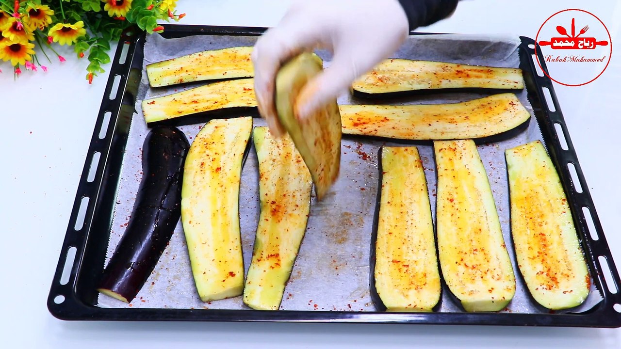 حضري الباذنجان بهذه الطريقة وبدون قلي ب 3 حبات باذنجان فقط مقبلات بالباذنجان وجبة فطور يومي او عشاء مع رباح