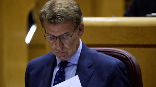 Feijóo ofrece un pacto a Sánchez para terminar la legislatura si cesa a los ministros de Podemos y rompe con Bildu