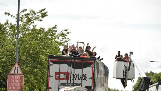 ADDITIONAL FOOTAGE - Animal Rebellion protesters spark chaos by supergluing themselves to lorries at Muller dairy