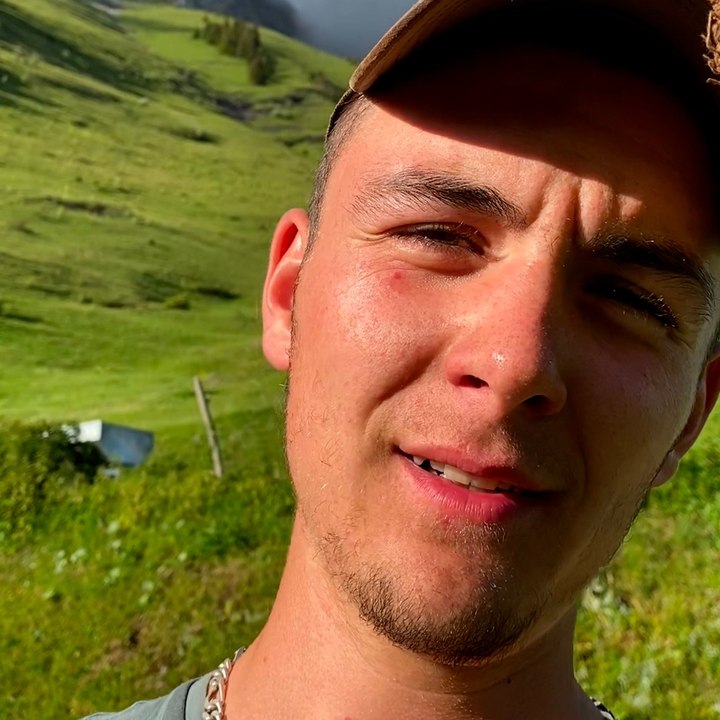 Victor, 18 ans, nous parle de son amour des vaches et de la montagne