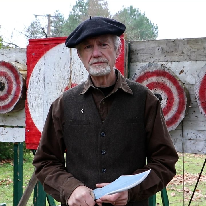 Pascal Boucreux, champion du monde de lancer de couteaux et de haches