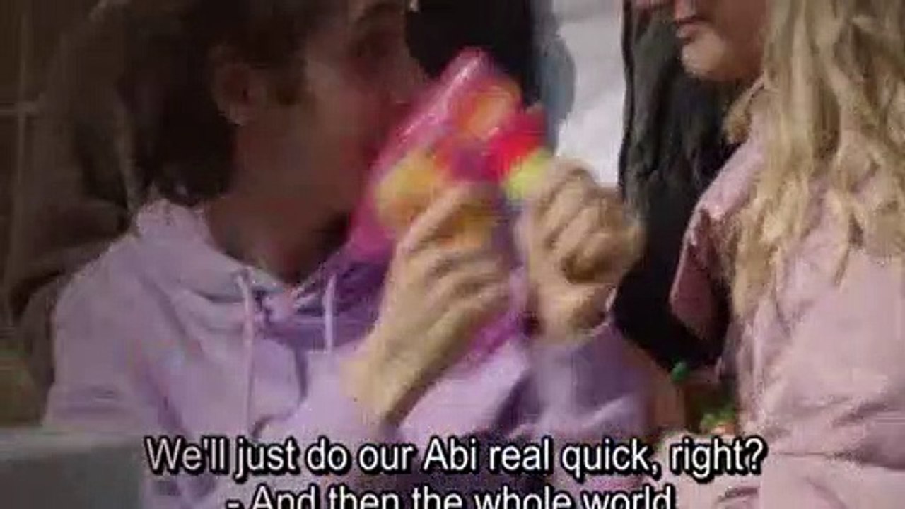 DRUCK S07E01 Everything Is Enchanted - (English Sub)