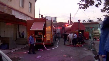 Son dakika haberi... Erbil'deki Şeyhallah Çarşısında çıkan yangında bazı dükkanlar yandı