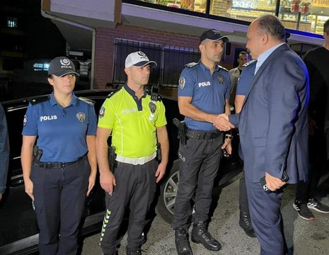 İstanbul Emniyet Müdürü Aktaş, Gaziosmanpaşa'da narkotik uygulamasını denetledi