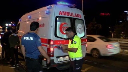 Son dakika haberi: İSTANBUL-ŞİŞLİ'DE ZİNCİRLEME TRAFİK KAZASI 3 YARALI