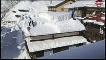 Roof Snow Removal Tool Removal In Japan  Snow Sliding Off The Roof  A Roof Avalanche #Compilation
