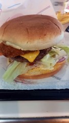 Hamburger #foodlover  #foodies #foodie #food #2022 #france #humburger #hamburgers #hamburgersteak #hamburgersauce #cheeseburger #cheeseburgers  #cheese #cheeselover