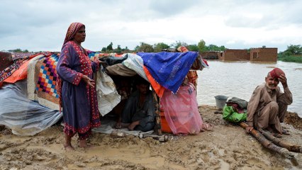 معاناة كبيرة للمتضررين من الفيضانات في إقليم بلوشستان الباكستاني