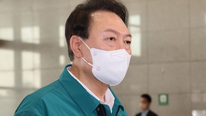 尹 "태풍 피해 복구 예비비 5백억 편성...직접 모든 상황 챙길 것" / YTN