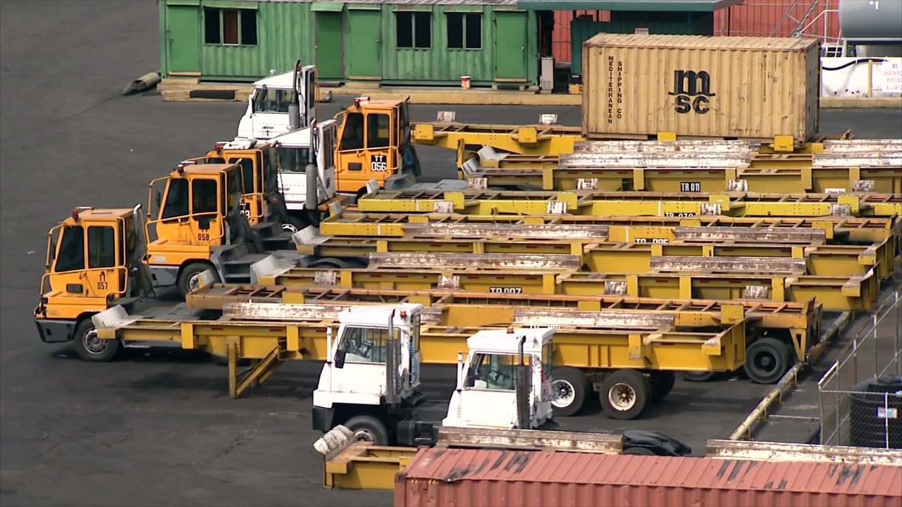 TRADE MINISTER AT ILLICIT TRADE CONFERENCE