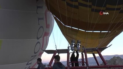 Kapadokya'da balonlar, DMD hastalığının uçup gitmesi için uçtu