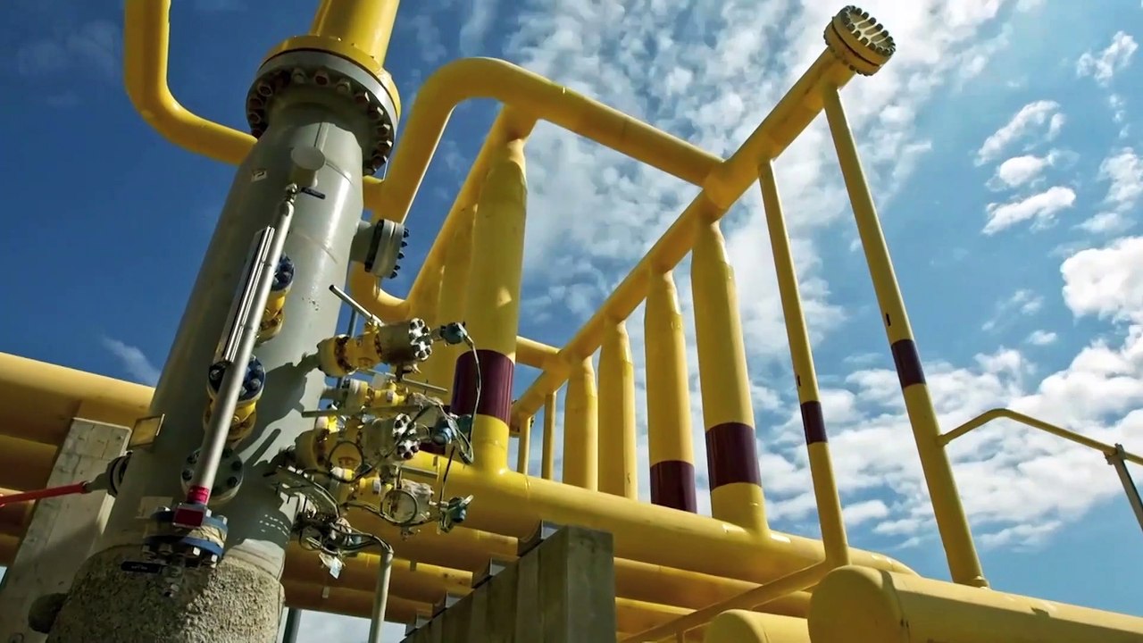 Repsol da entrada a EIG en su negocio 'Upstream' con una participación del 25%