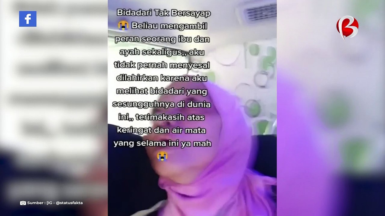 Pria Ini Pangku Ibunya yang Kritis Dilarikan ke Rumah Sakit