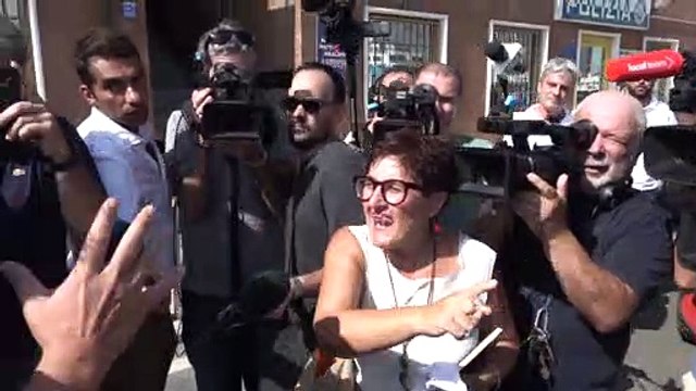 Rigassificatore, Calenda contestato a Piombino