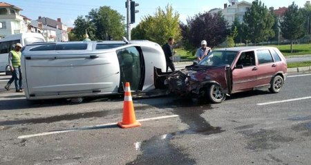 Kütahya haber! Tavşanlı'da trafik kazası: 2 yaralı