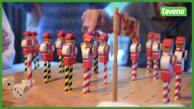 Namur: Un jeu de société pour les échasseurs