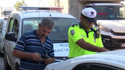İSTANBUL-ARNAVUTKÖY'DE HAFRİYAT KAMYONLARINA DENETİM